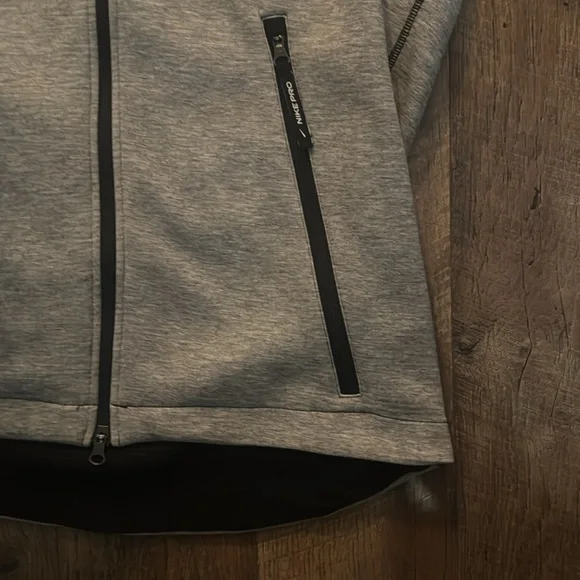 Nike Pro Thermal Zip Up - Picture 3 of 5